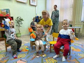 Воскресенье в библиотеке: сказка, пластилин и море улыбок 