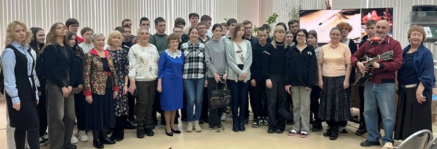 День поэзии в библиотеке