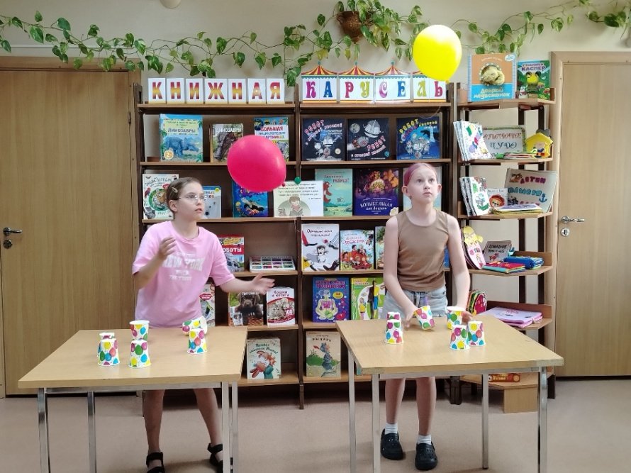 Детства яркая планета