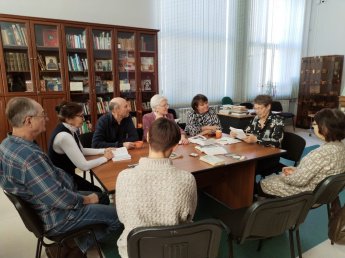 «Путешествие по Питеру». Воскресные встречи в музее редкой книги